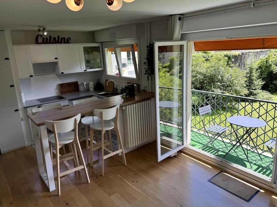 Superbe Appartement Avec Belle Vue Jardin Paris Ngoại thất bức ảnh
